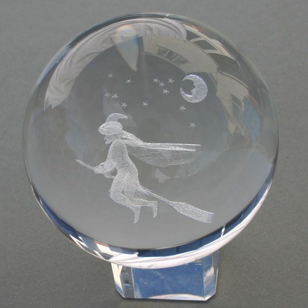 Лазерная гравировка стекла