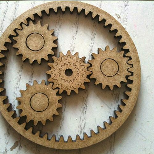 Лазерная резка МДФ, ДВП, линолеума