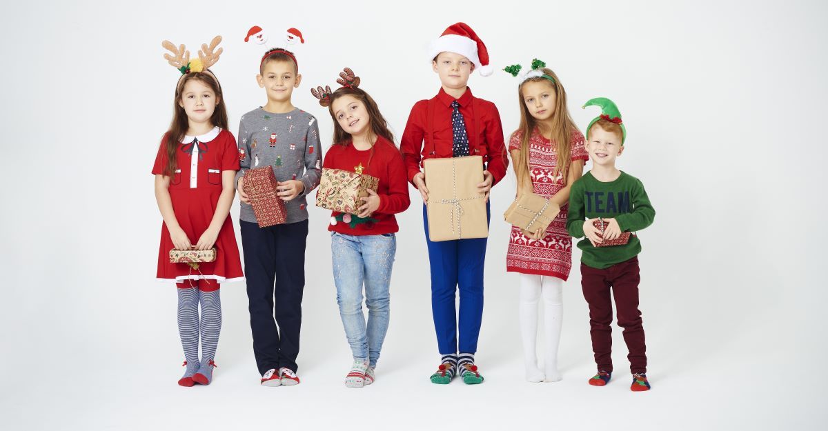 Предновогодний ажиотаж: взлет продаж детских карнавальных костюмов