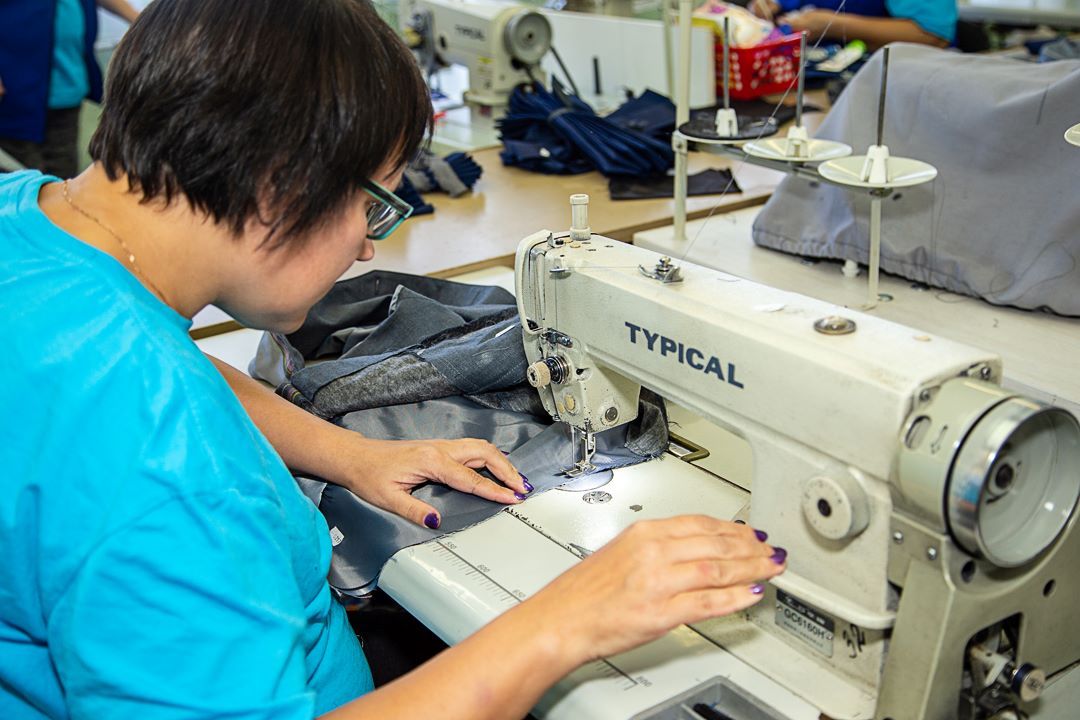 Производство детской одежды на швейной фабрике «Лидер-Торг»