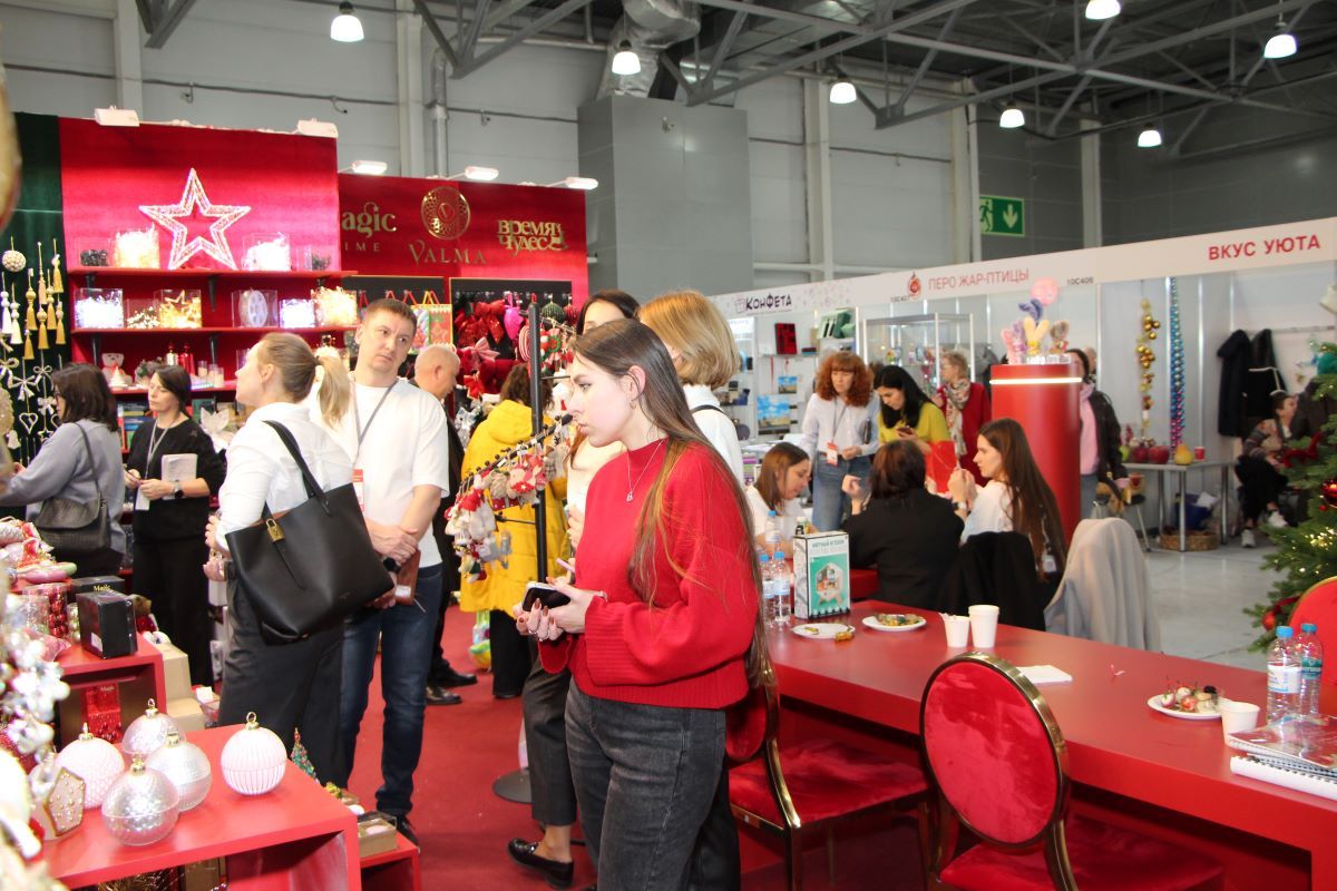 Выставки «Игрушка Маркет» и ChristmasBox Podarki 2026: большой фоторепортаж КИНДЕРinfo