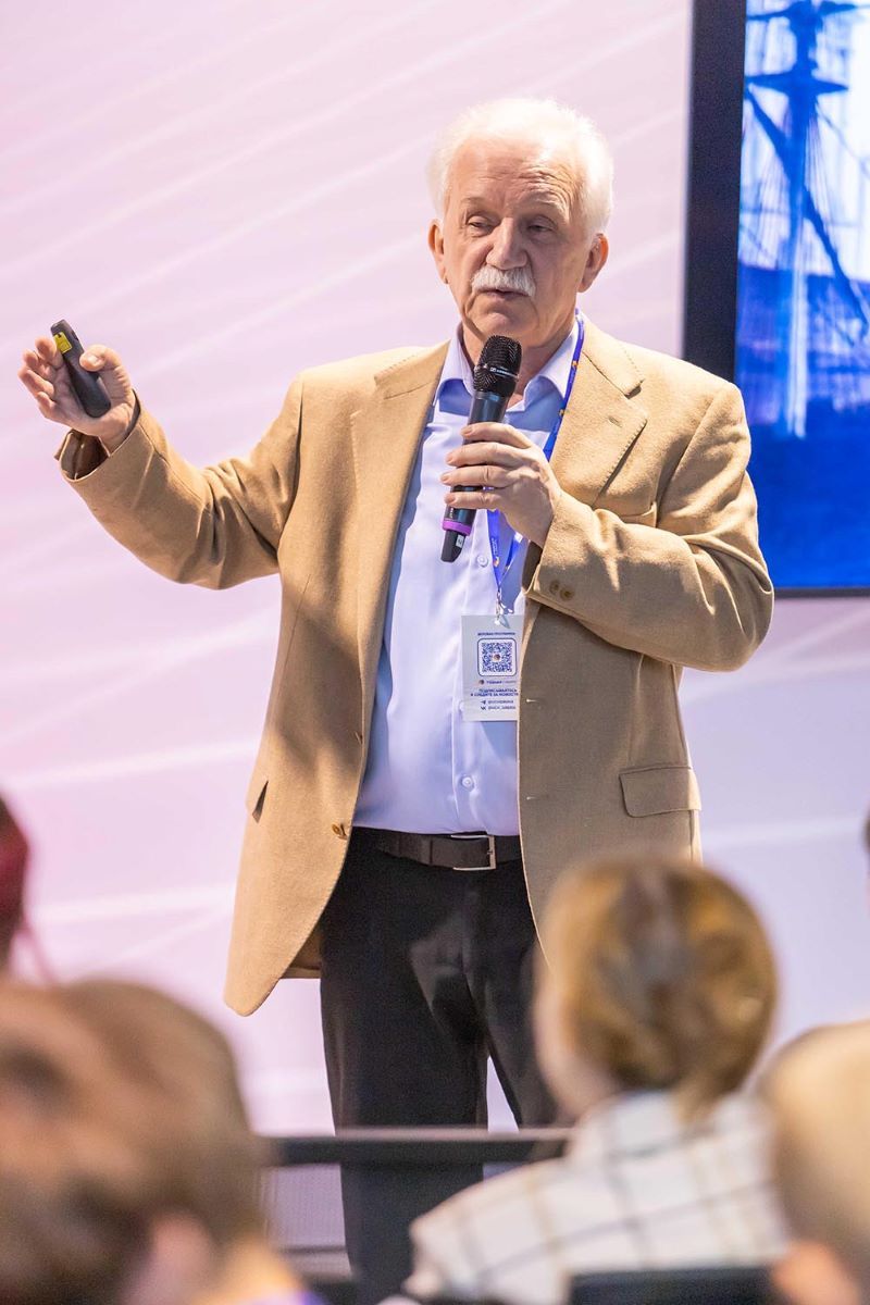 «Учебная Сибирь–2025»: 15 147 посетителей, 120 участников, 209 спикеров и тысячи решений для тех, кто формирует будущее образования