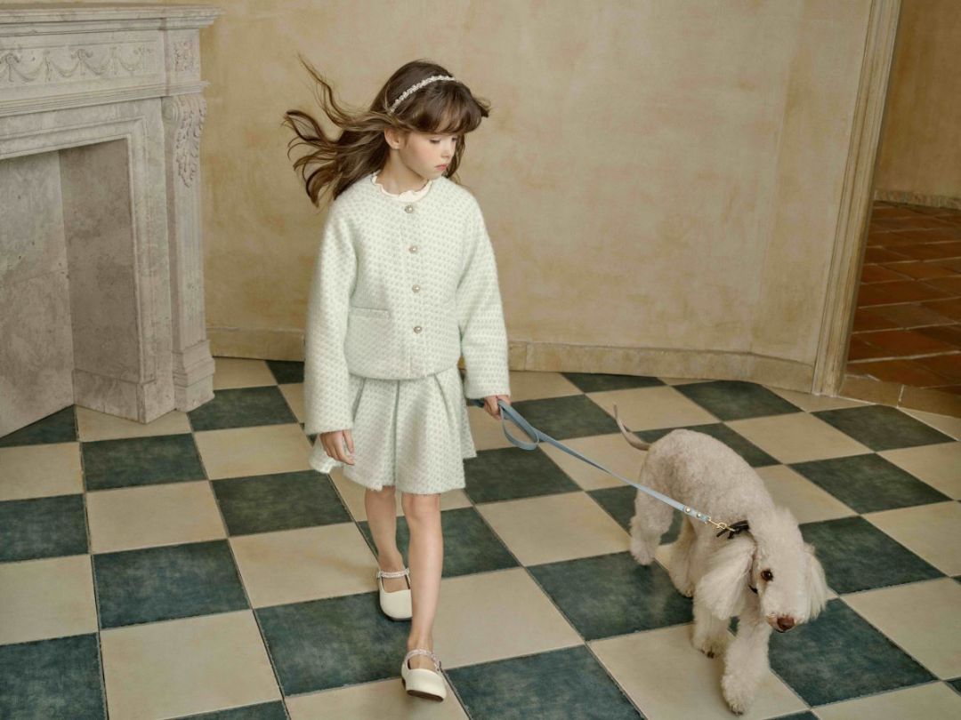 Balabala представляет коллекцию одежды из шерсти мериноса для тех, кто с детства окружен безупречным вкусом.