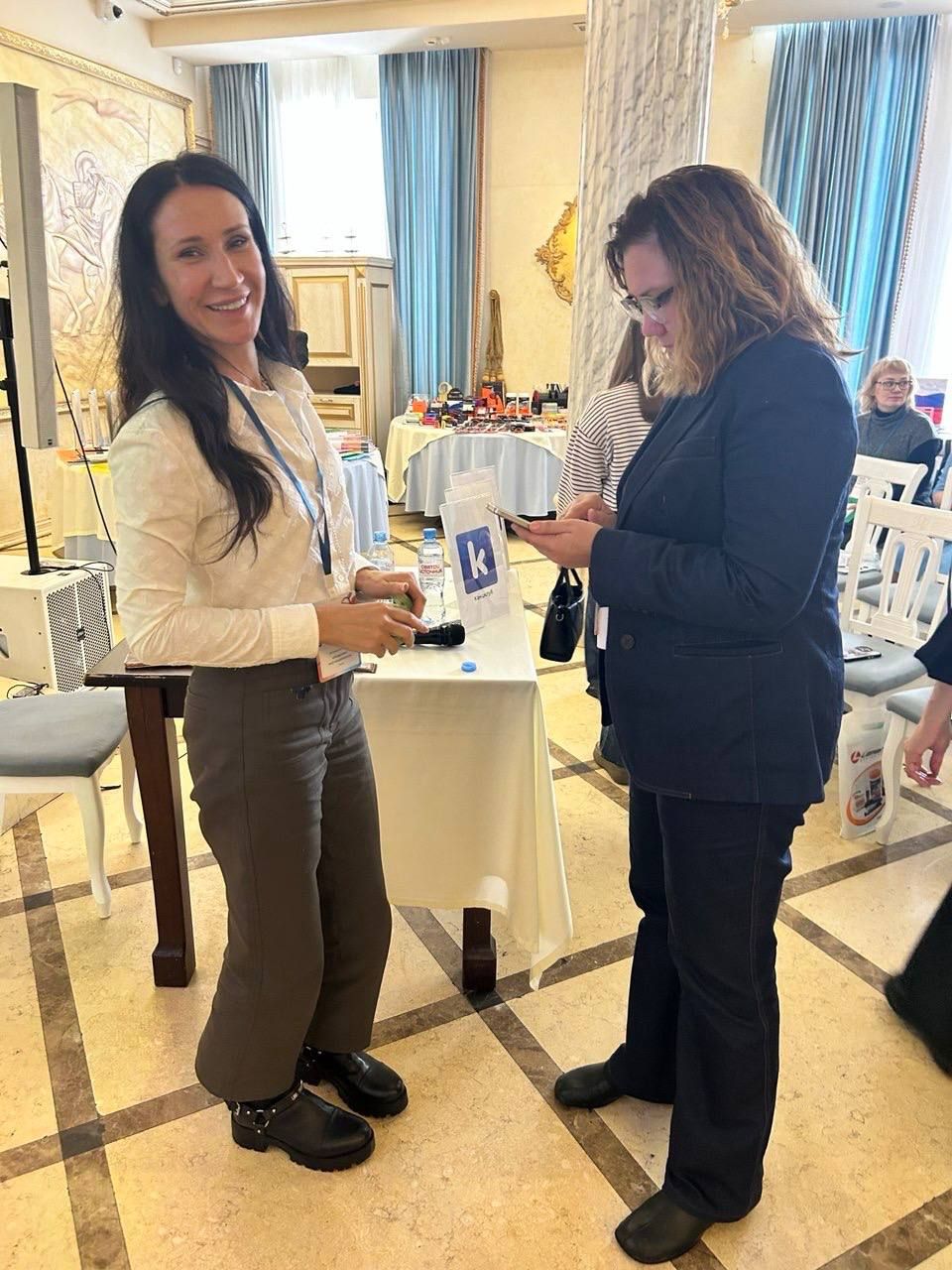 В Новосибирске прошел первый в Сибири семинар Екатерины Богачевой для руководителей канцелярских магазинов