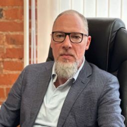 Олег Вишняков (ИД Лев) 