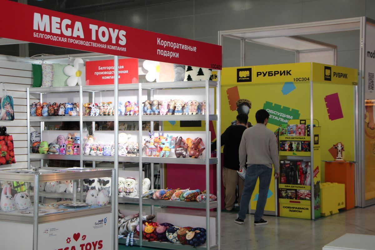 Выставки «Игрушка Маркет» и ChristmasBox Podarki 2026: большой фоторепортаж КИНДЕРinfo