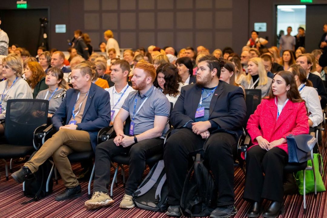 «Учебная Сибирь–2025»: 15 147 посетителей, 120 участников, 209 спикеров и тысячи решений для тех, кто формирует будущее образования