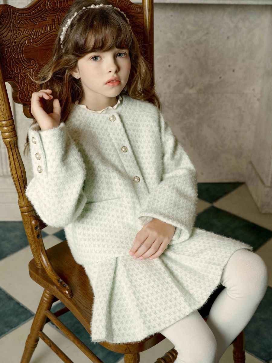 Balabala представляет коллекцию одежды из шерсти мериноса для тех, кто с детства окружен безупречным вкусом.