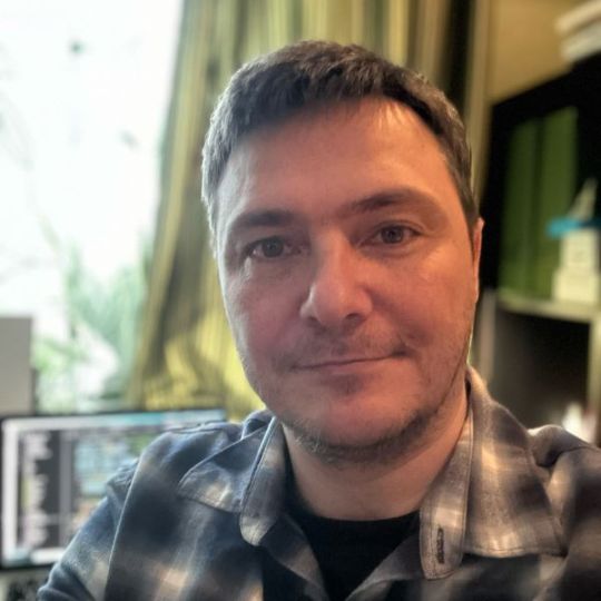 Михаил Агупов (Канцклуб): «Отраслевое мобильное приложение поможет построить социальные связи на канцелярском рынке»