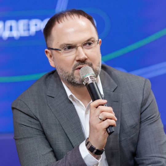 ЕЛЕНА ПИСЬМЕНСКАЯ (KIDS FASHION RETAIL): «2023 год стал для игроков рынка детской моды временем надежд и возможностей»