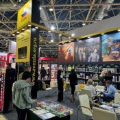 Стенд компании Звезда на выставке Мир детства 2024