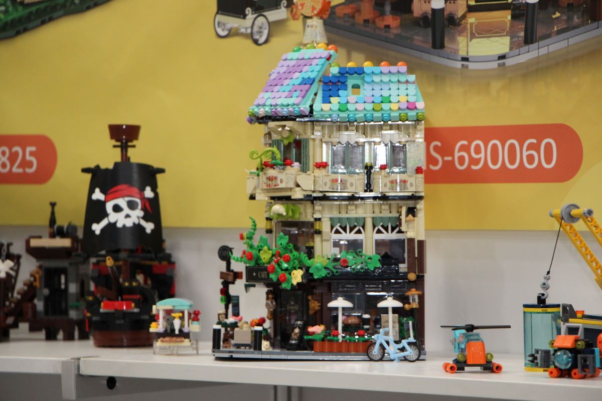 Выставки «Игрушка Маркет» и ChristmasBox Podarki 2026: большой фоторепортаж КИНДЕРinfo