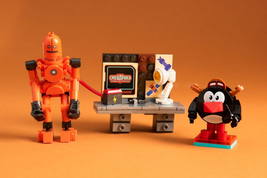 Brick Labs выпускает коллекцию конструкторов к премьере полнометражного игрового фильма «Cмешарики сквозь вселенные»