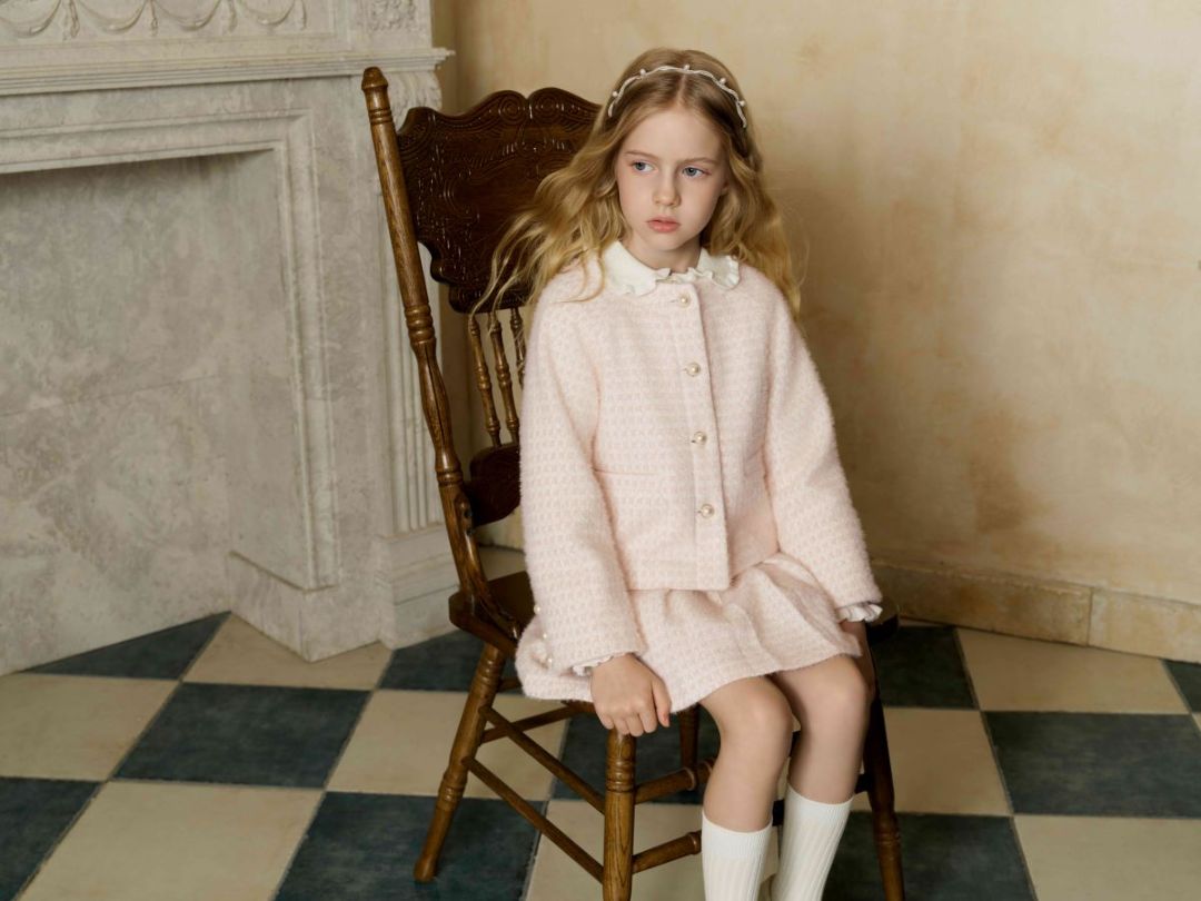 Balabala представляет коллекцию одежды из шерсти мериноса для тех, кто с детства окружен безупречным вкусом.