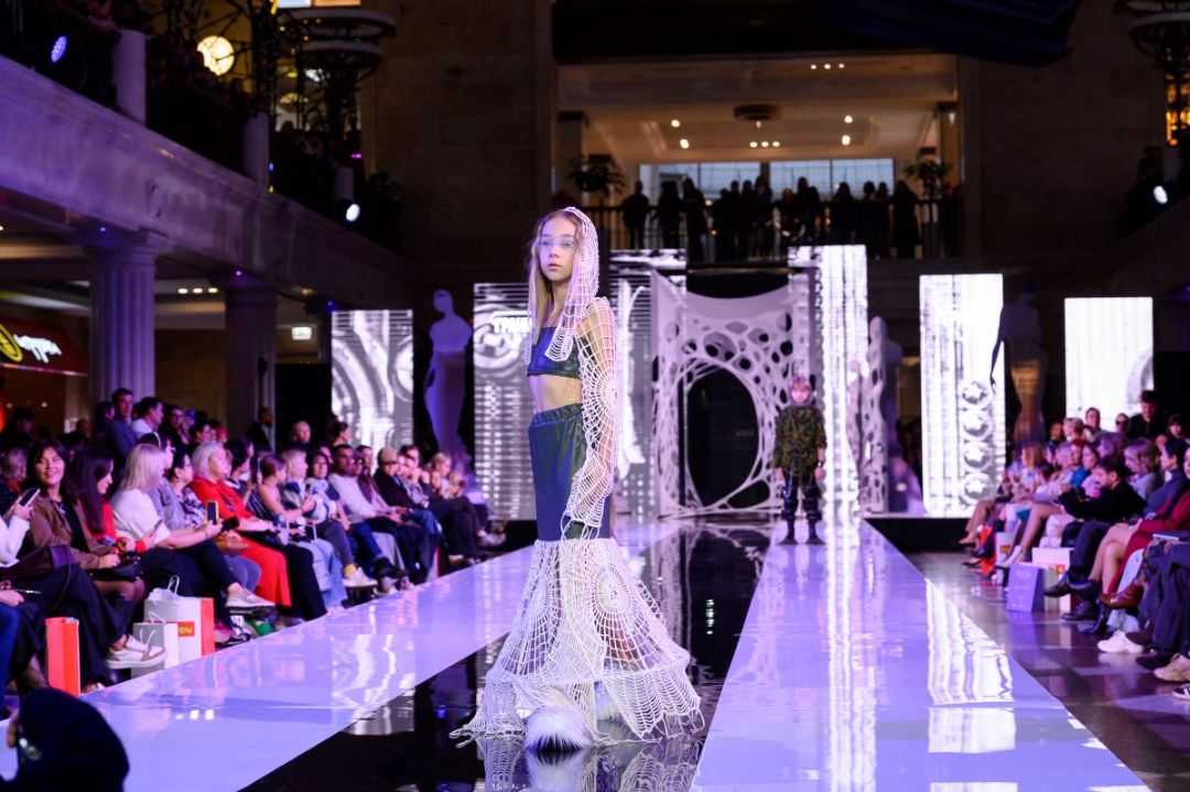 «Кружевные истории» в ЦДМ: 8 марта Дмитрий Дибров с детьми выйдут на подиум в рамках 18‑го сезона Главной детской недели моды»