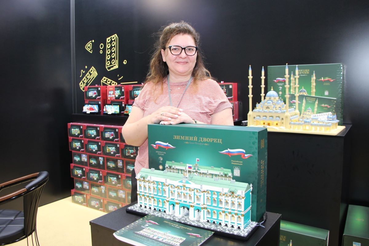 Выставки «Игрушка Маркет» и ChristmasBox Podarki 2026: большой фоторепортаж КИНДЕРinfo