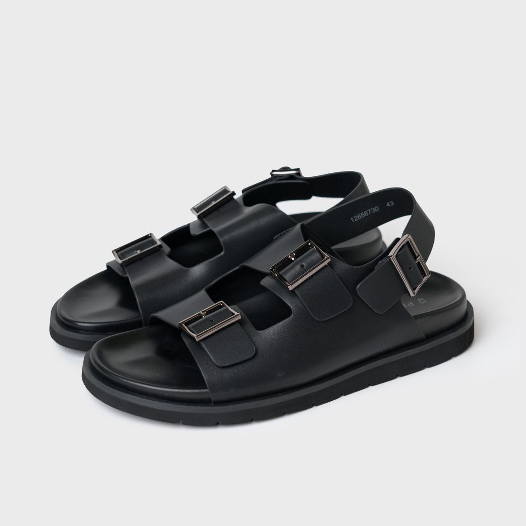 PlayToday расширяет подростковую линейку и впервые вводит в коллекции обувь из натуральной кожи