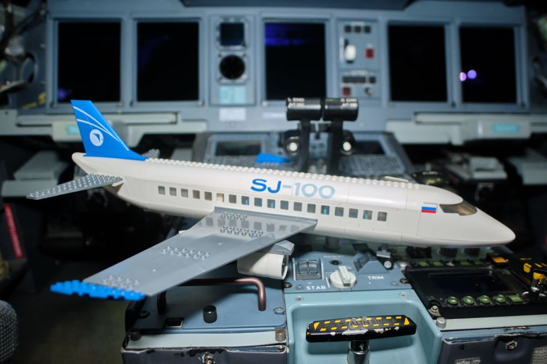 Brick Labs и ПАО «Объединенная авиастроительная корпорация» запускают серию конструкторов