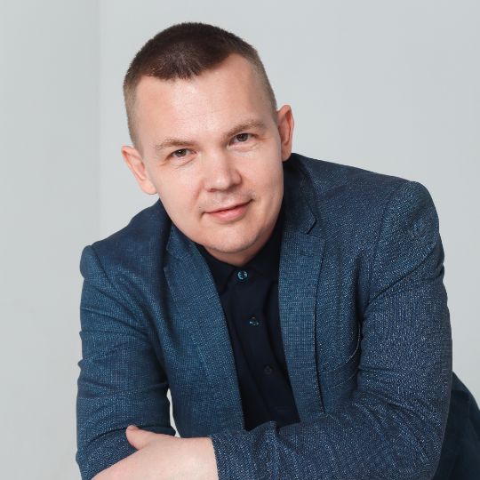 Антон Иванов компания «Бабашки»