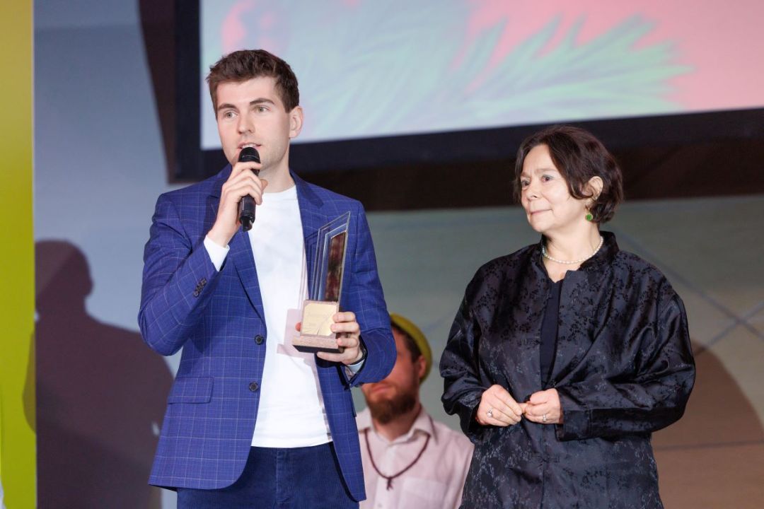 Сразу десять наград премии «Золотой луч» завоевали телеканалы «Цифрового Телесемейства» 