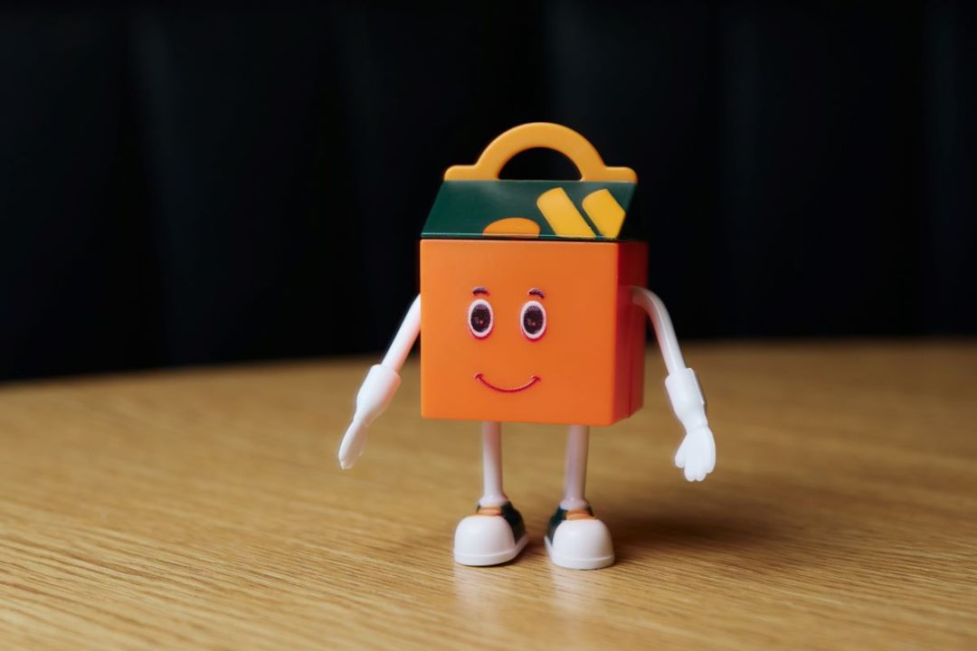 Игрушки Мини-фест во Вкусно и точка