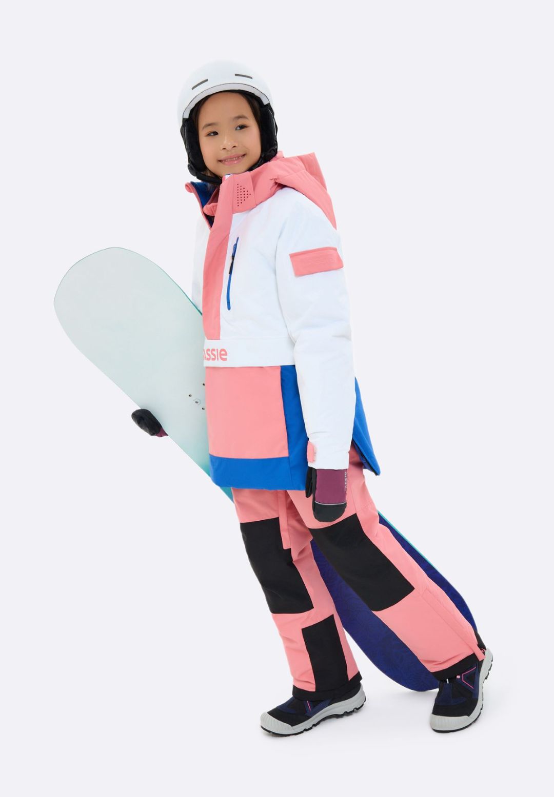 Lassie представляет горнолыжную коллекцию для активного зимнего отдыха