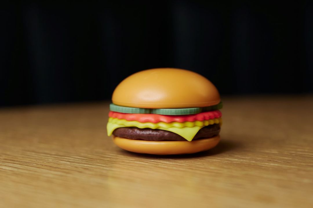 Игрушки Мини-фест во Вкусно и точка
