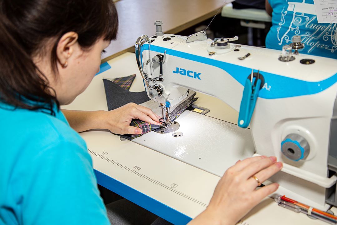 Производство детской одежды на швейной фабрике «Лидер-Торг»