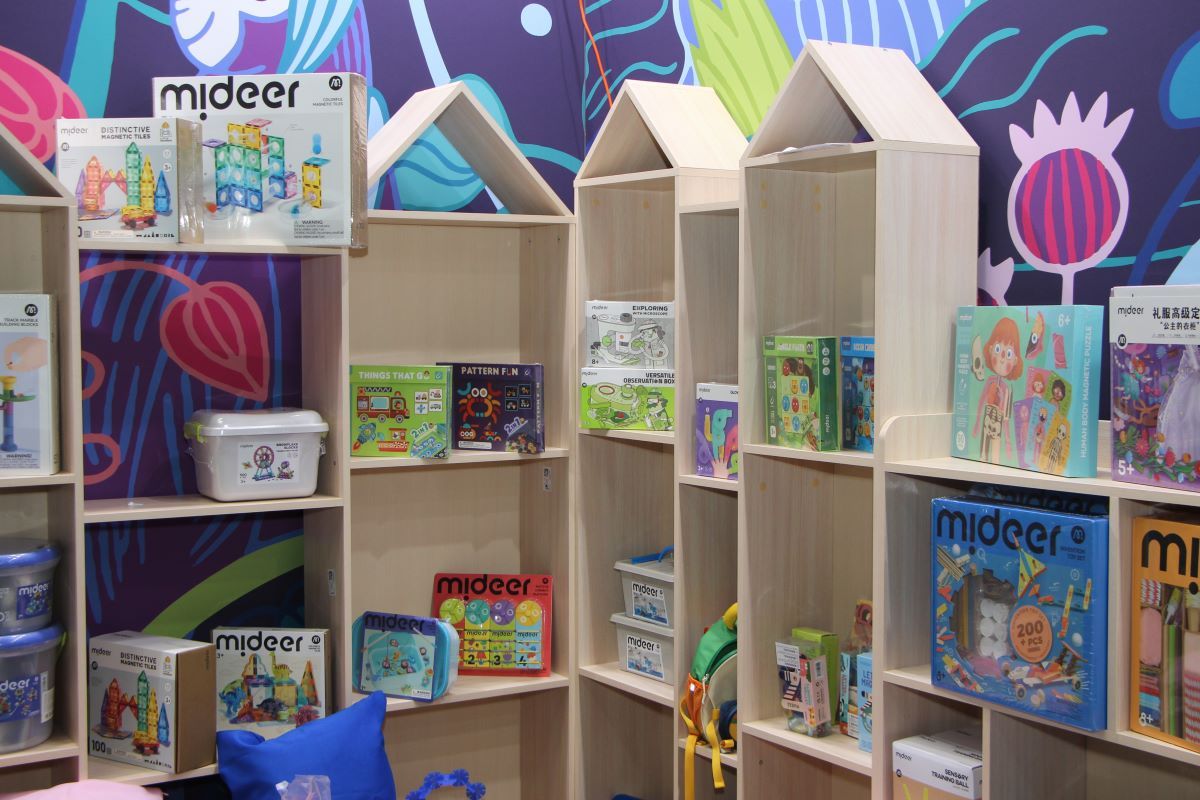 Выставки «Игрушка Маркет» и ChristmasBox Podarki 2026: большой фоторепортаж КИНДЕРinfo