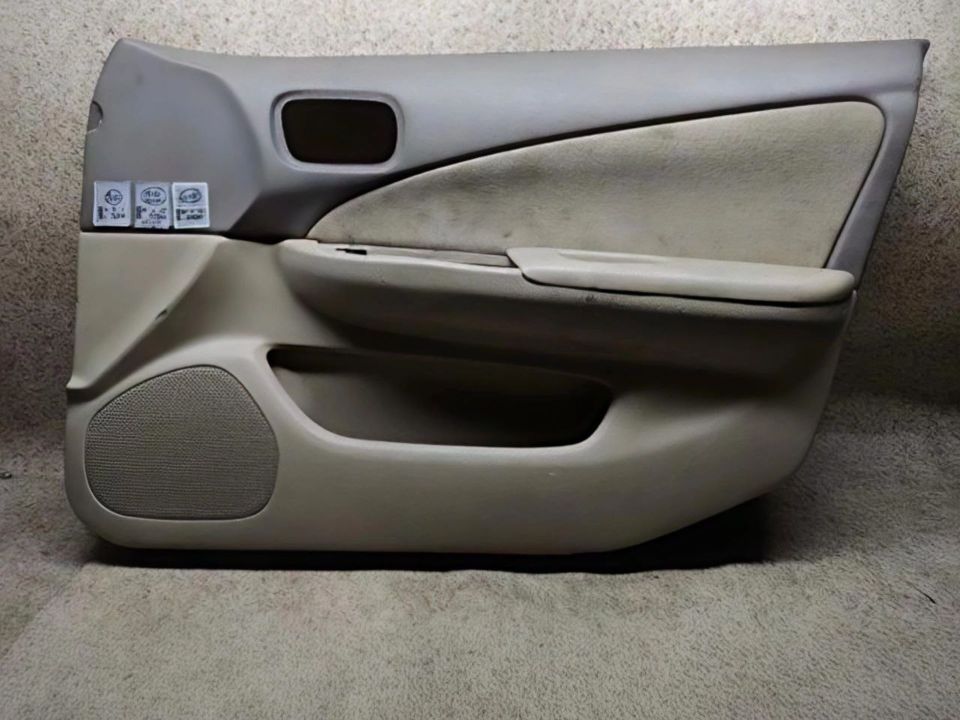 Nissan Sunny Wingroad FB15 Y11