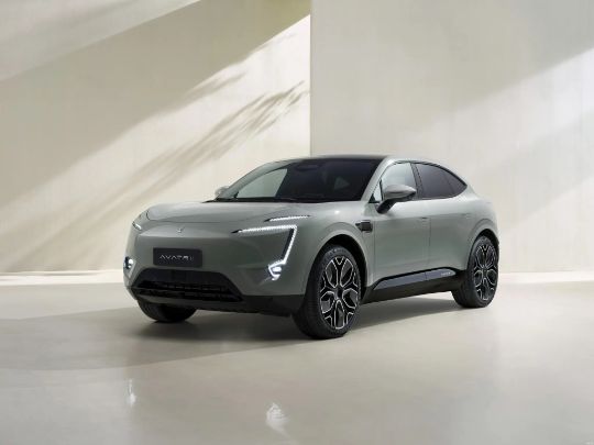 Avatr 11 Longe Range 4