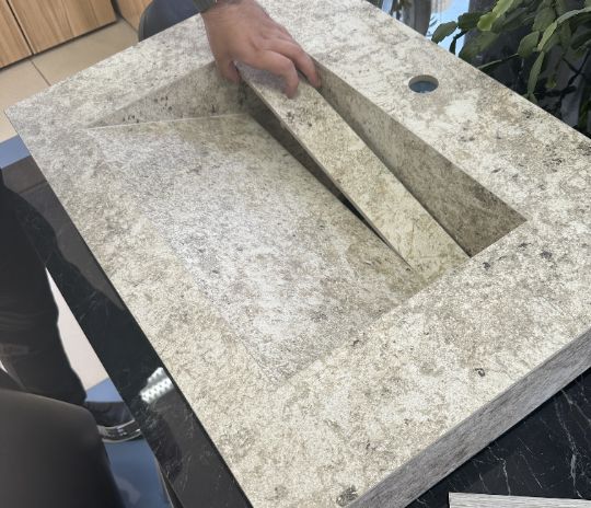 Раковина из керамогранита