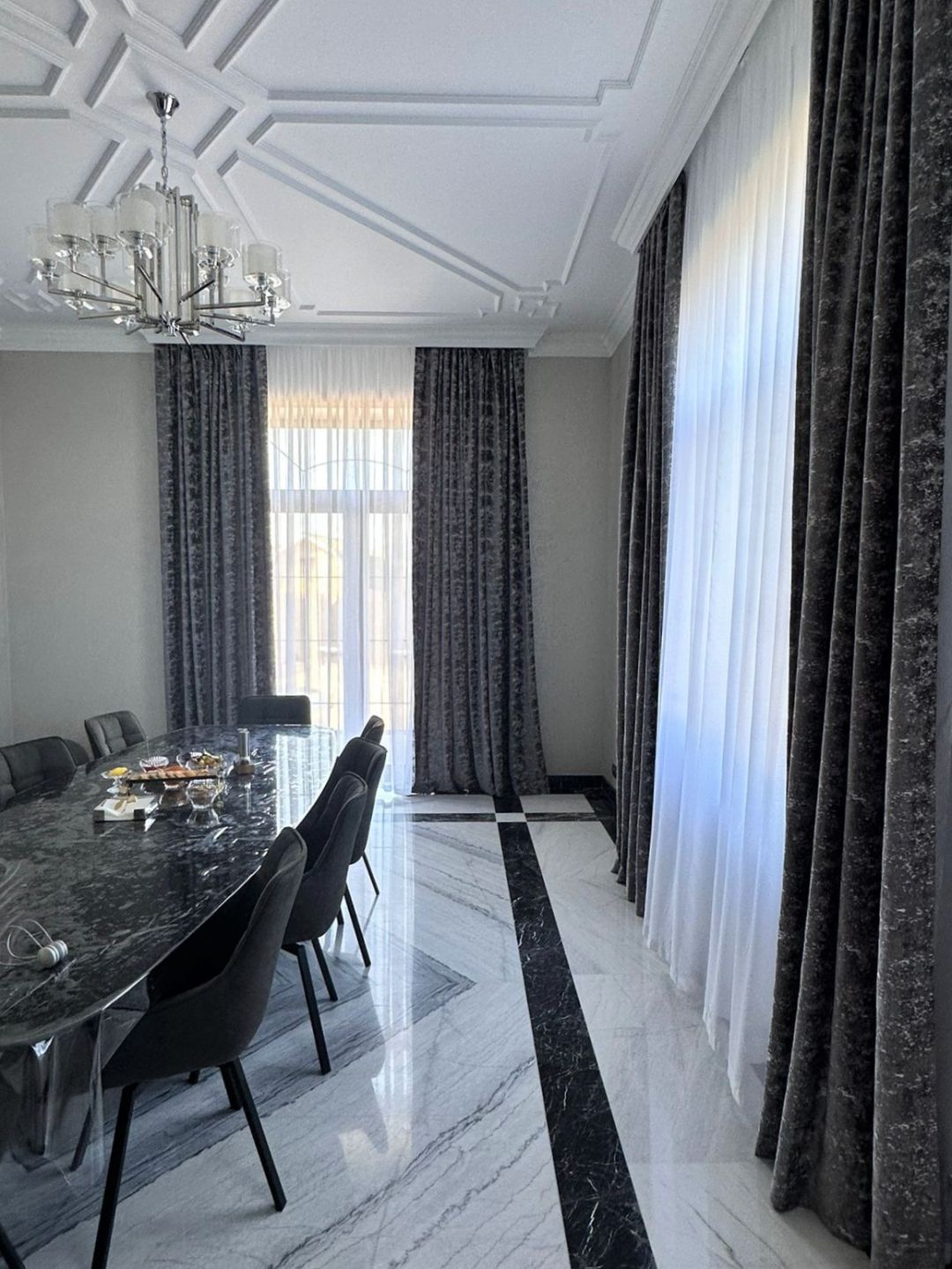 столовая в серых оттенках, шенилл графит (Турция)