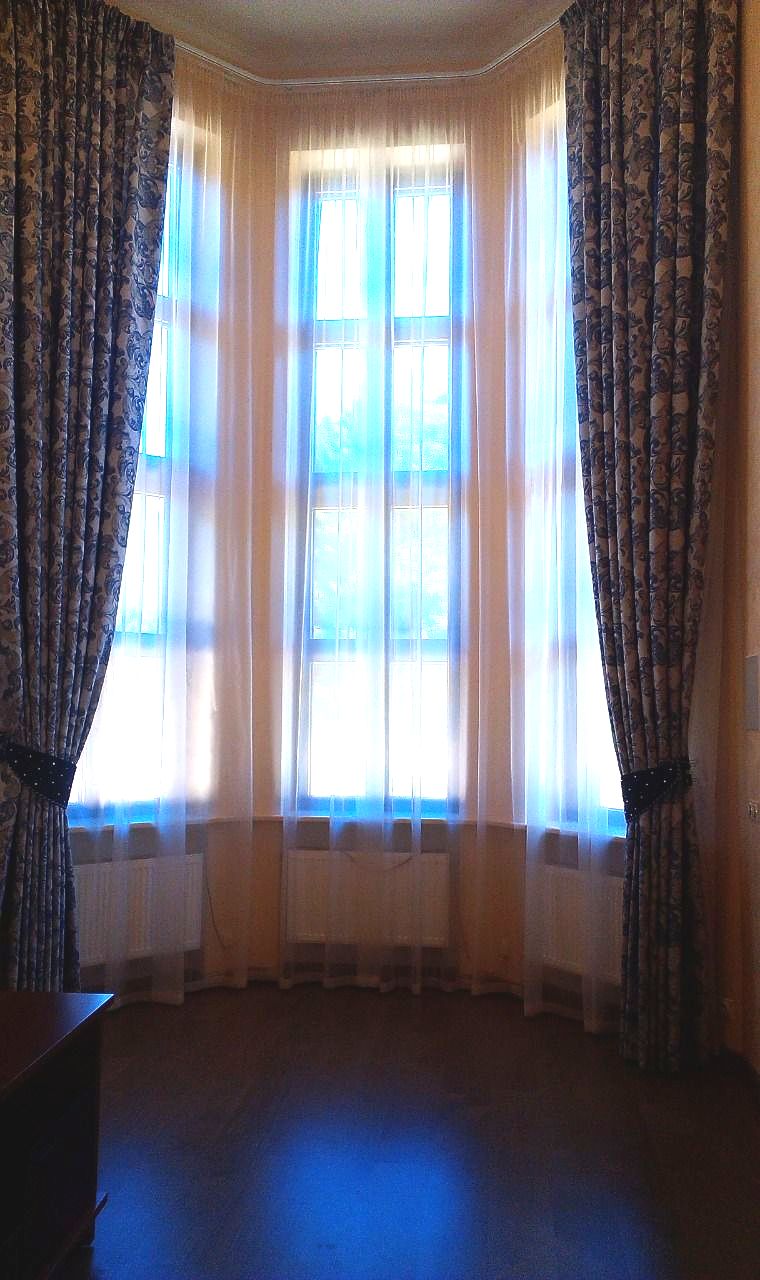 шторы на эркер заказ 