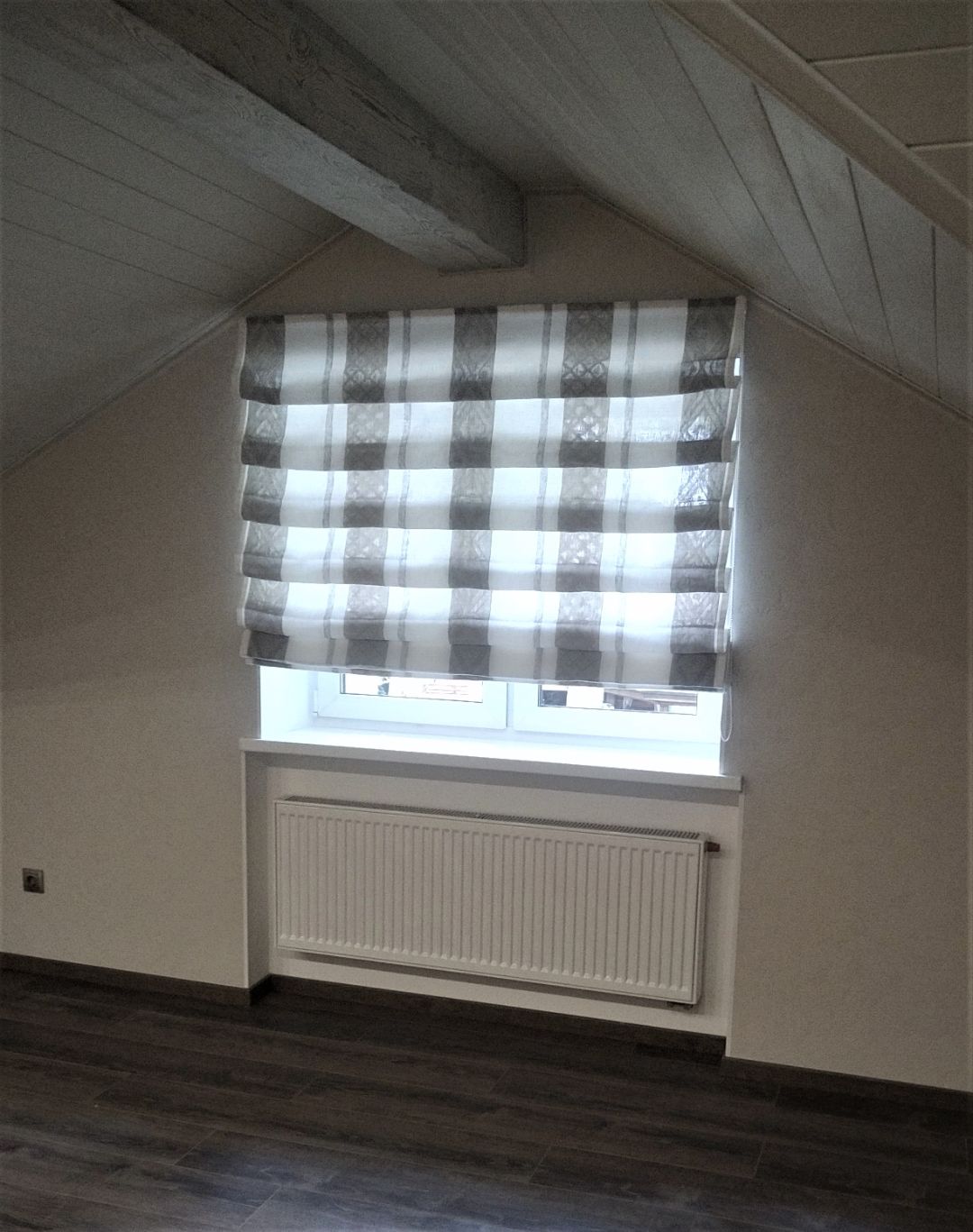 римская штора из льна