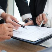 споры с автосалонами