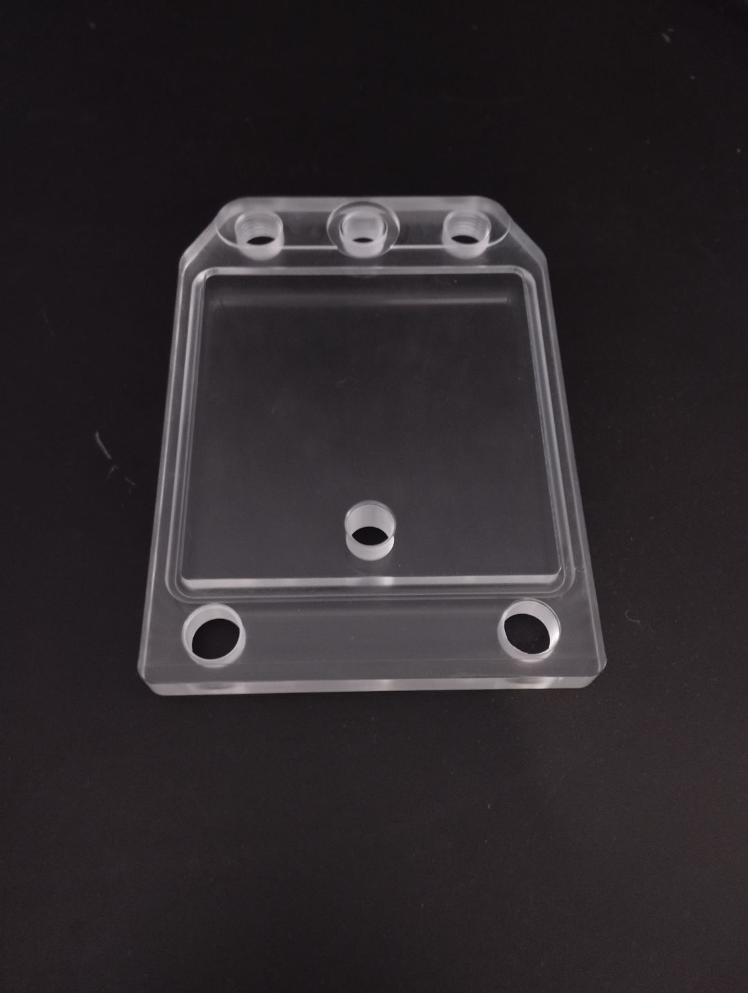 деталь из оргстекла для отбраковщика 