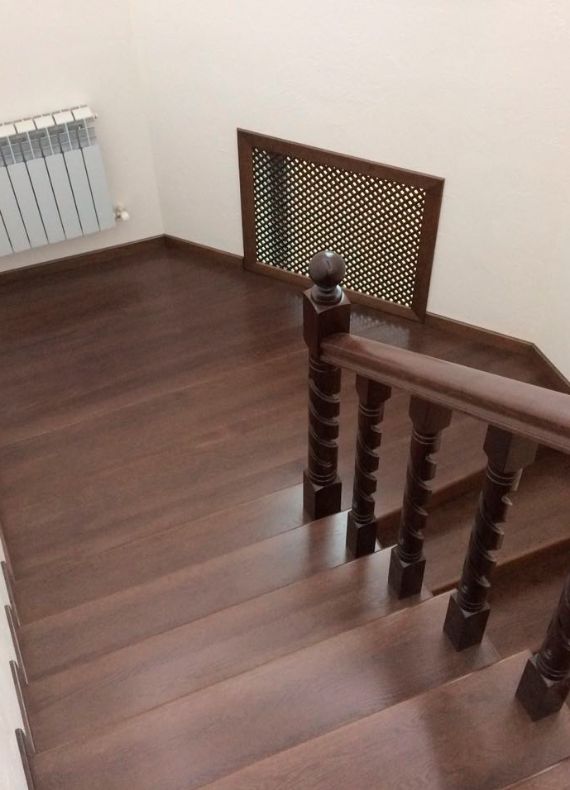 Лестницы из дуба