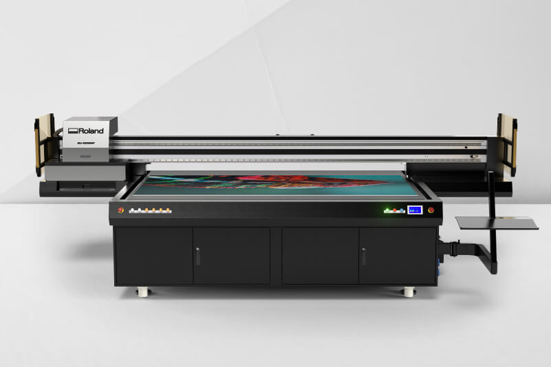 Планшетный УФ-принтер Roland VersaOBJECT EU-1000MF
