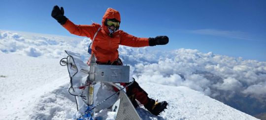 горное закаливание, Восхождения на Эльбрус и Казбек