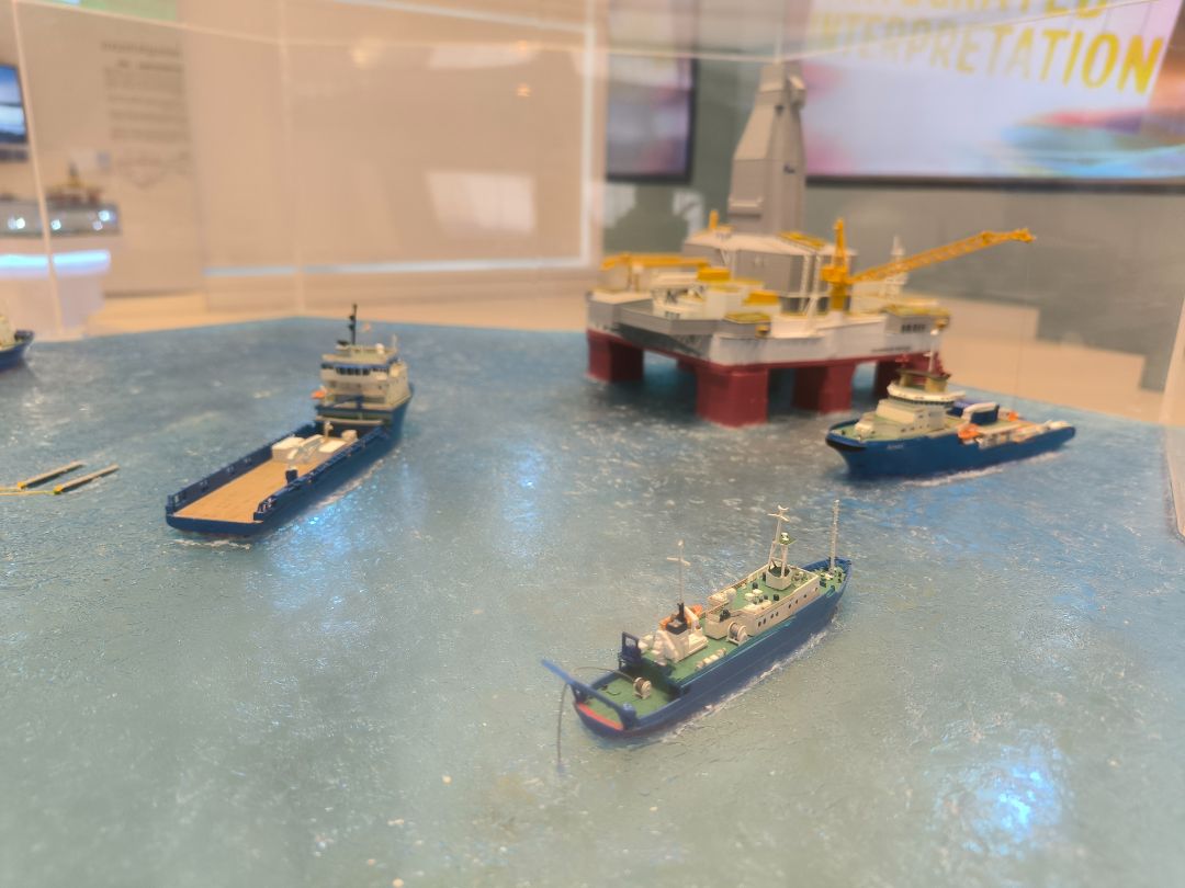 Макет подготовки нефти и газа