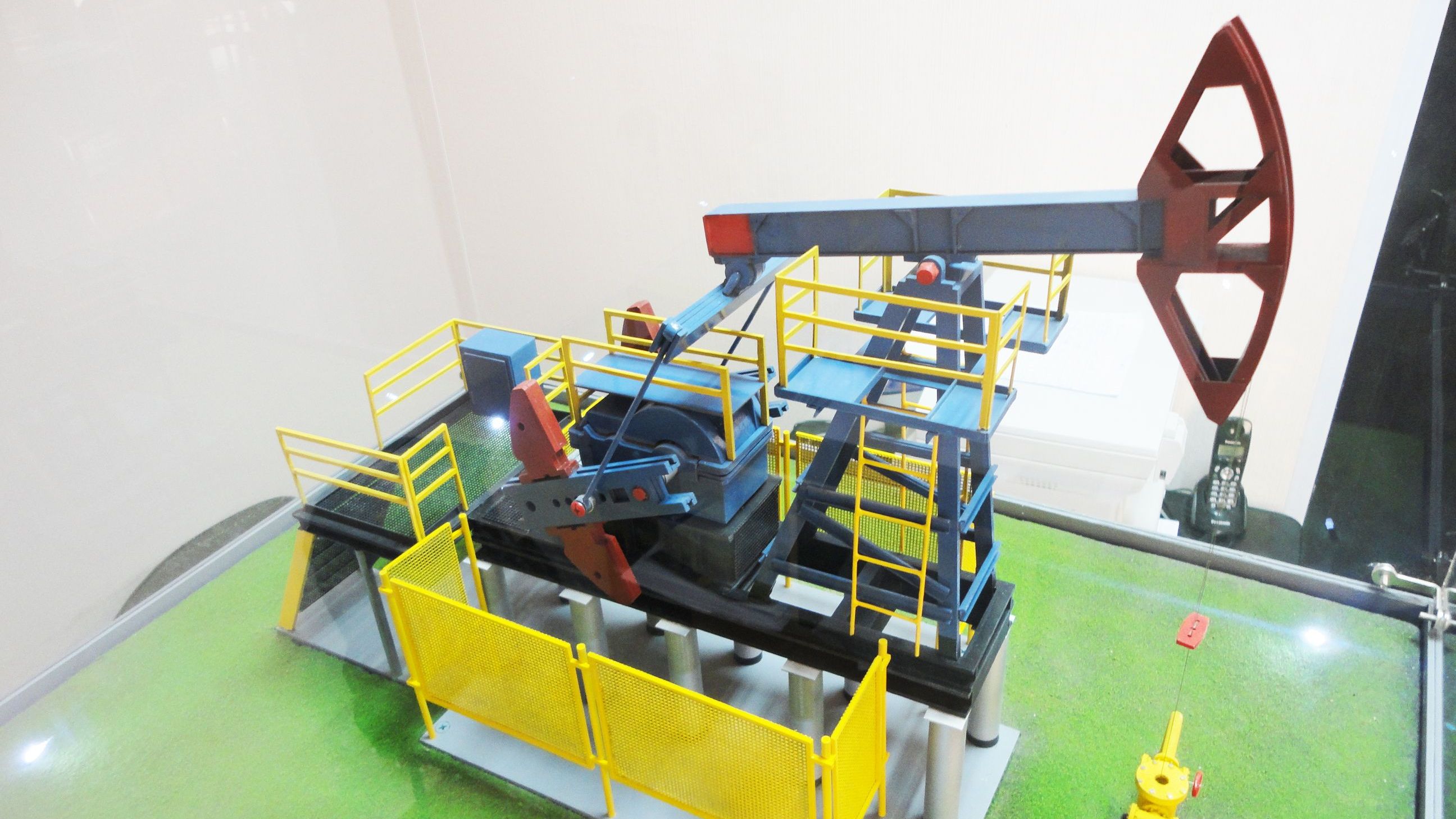 Макет буровой установки