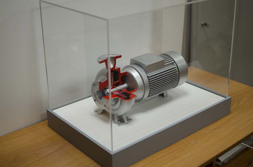 Макет нефтегазового оборудования