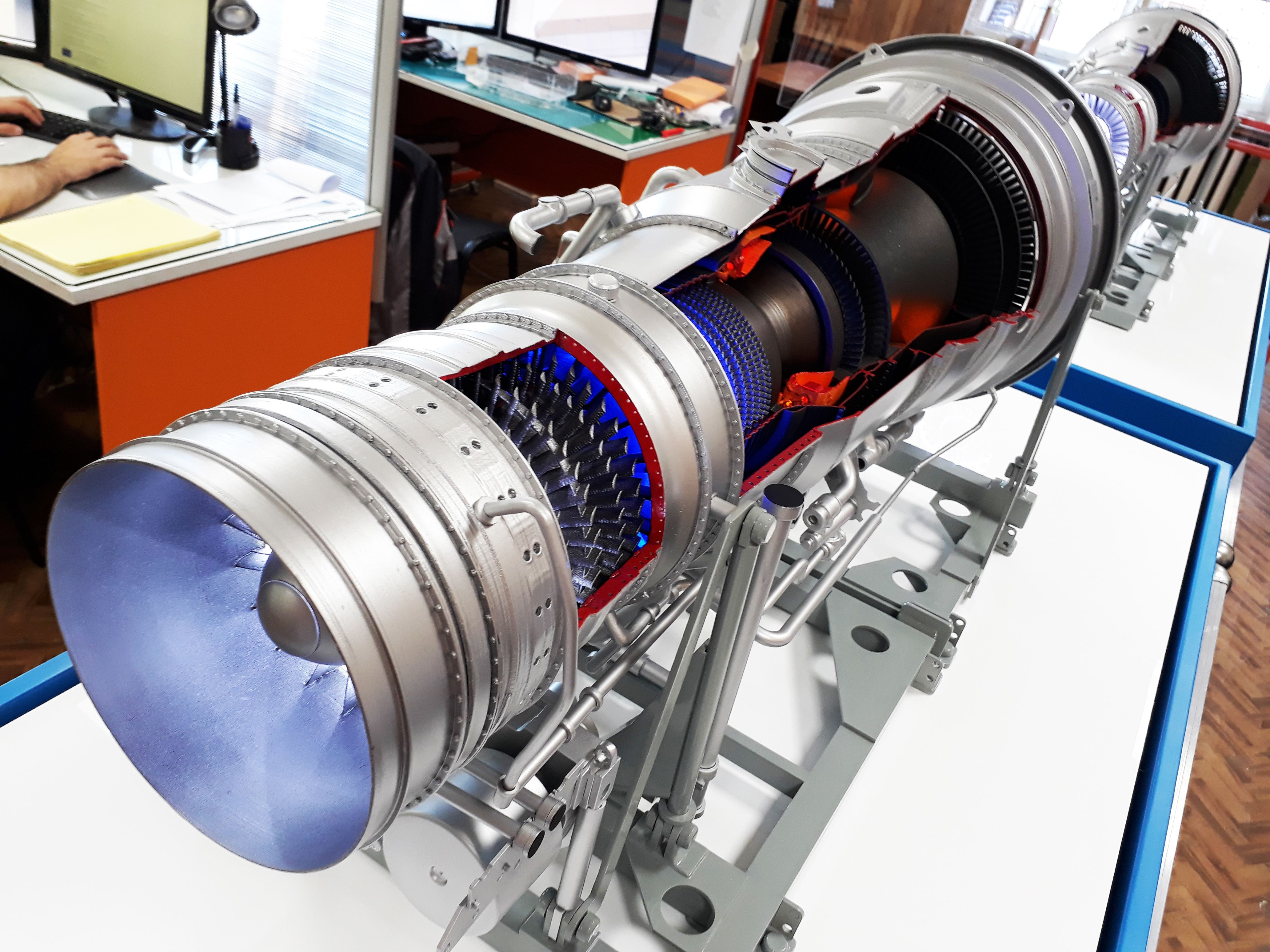 Макет газотурбинного двигателя