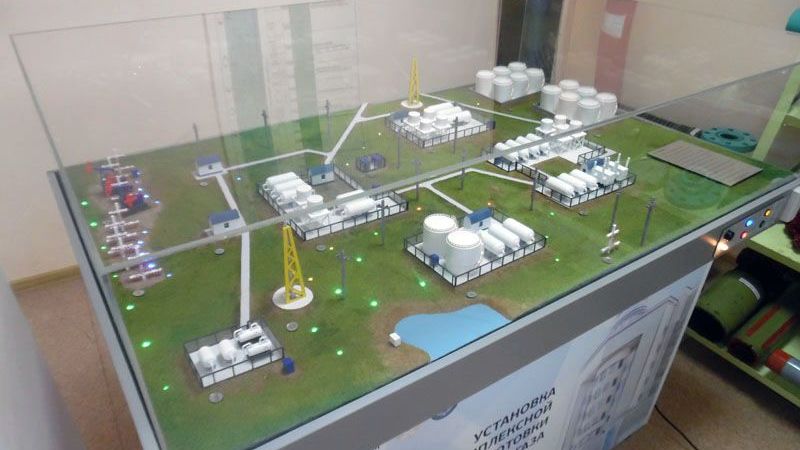 Макет добычи, подготовки нефти