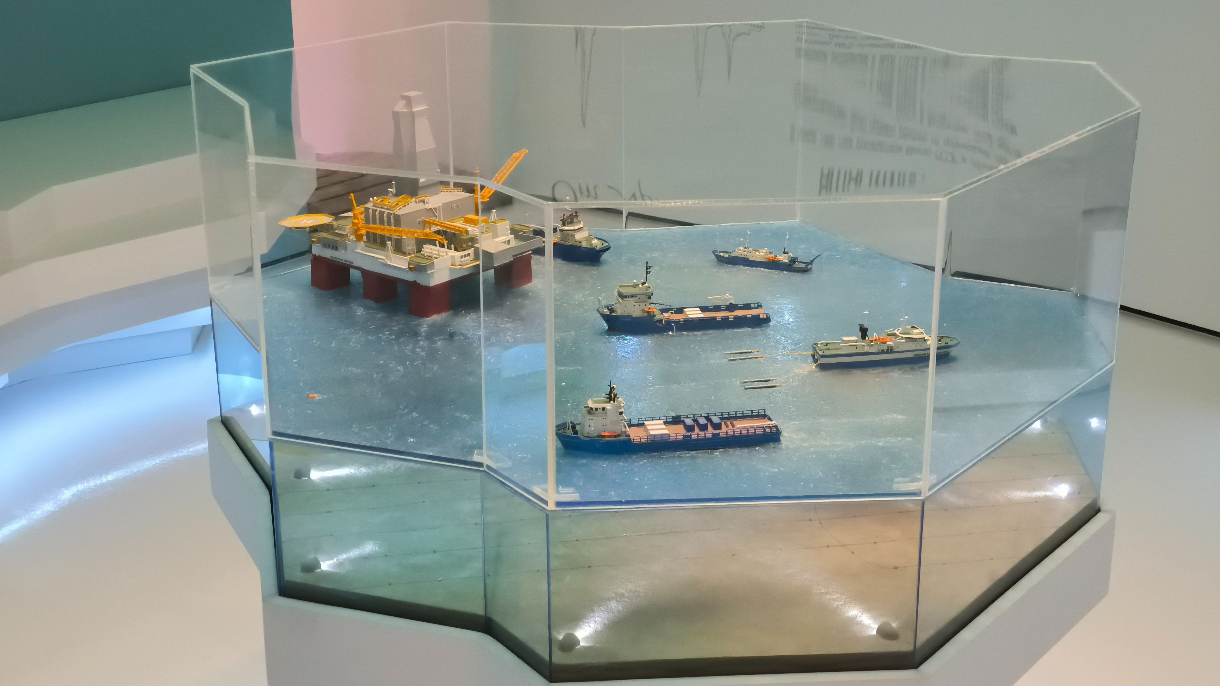 Макет добычи, подготовки нефти