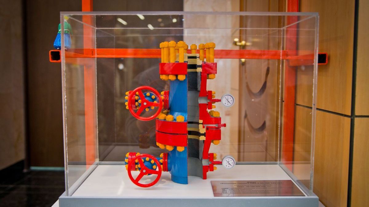 Макет реактивного двигателя