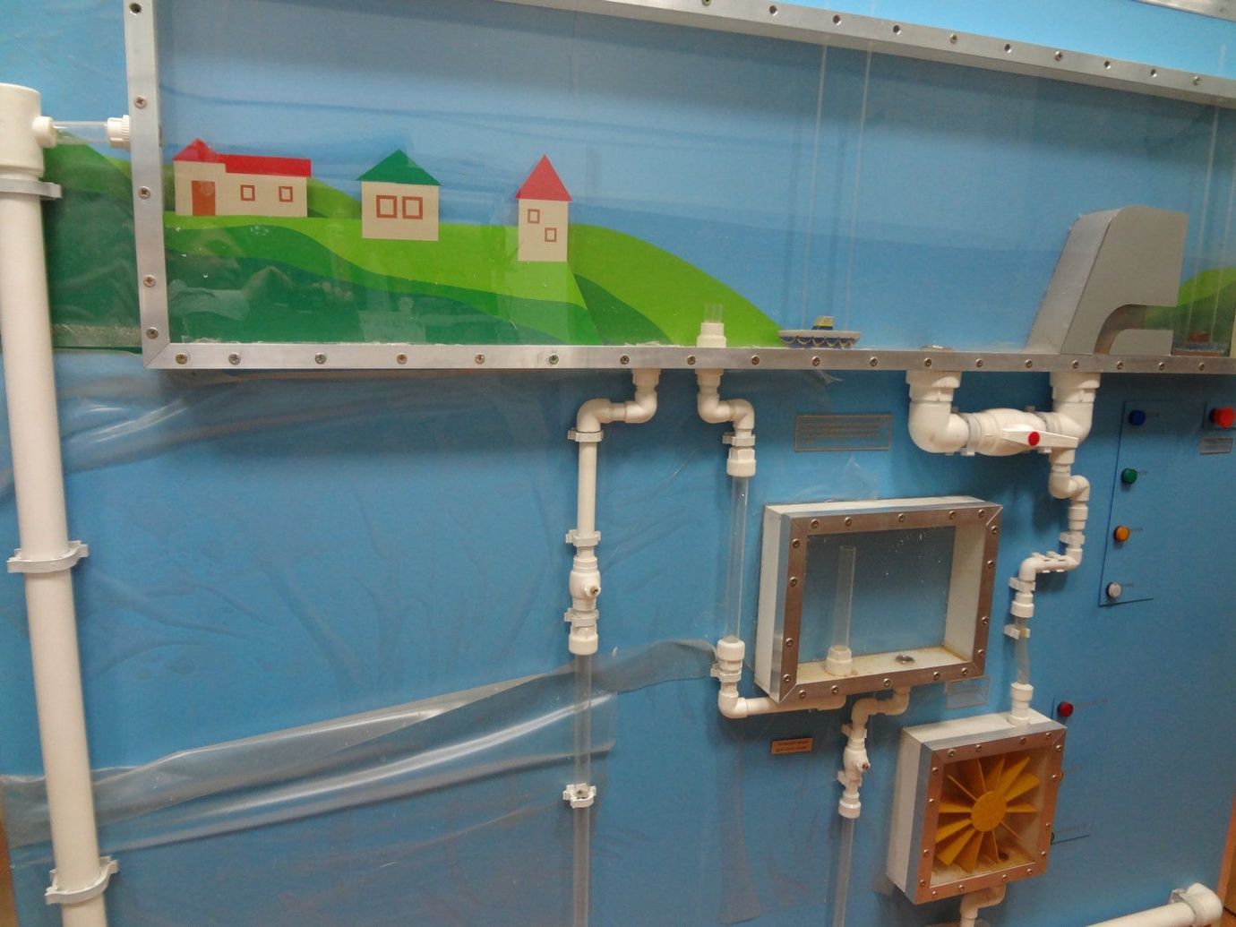 Макет нефтегазового оборудования