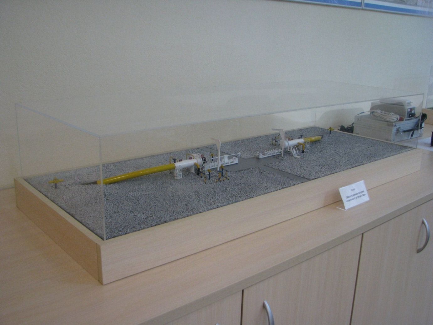 Макет нефтегазового оборудования