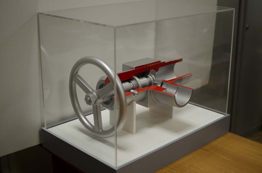 Макет нефтегазового оборудования